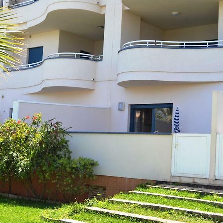 Las Olas Pili Locdenia Ngoại thất bức ảnh